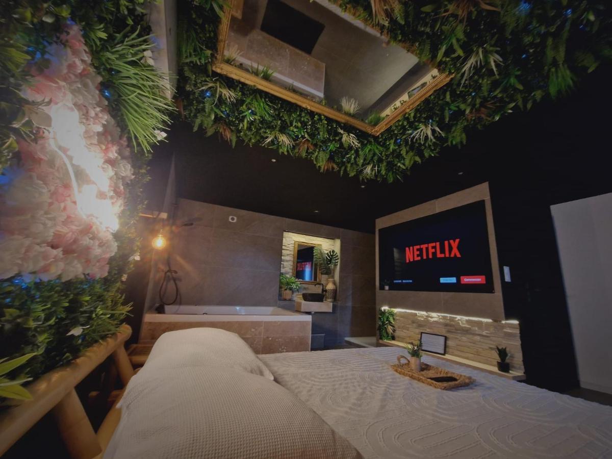 L'Experience Love Room Saint-Jean-Bonnefonds ภายนอก รูปภาพ